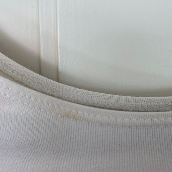 American Apparel White Long-Sleeved Crop Top - Picture 4 of 7